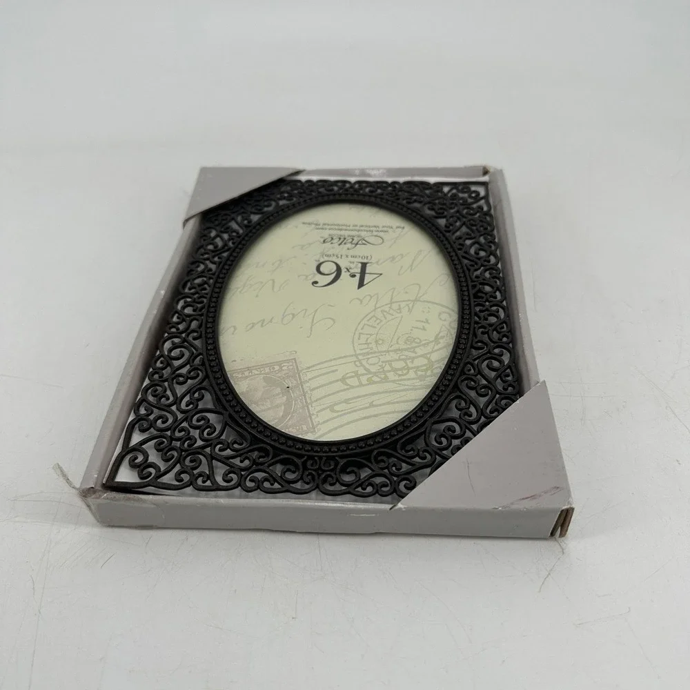 Fetco Home Decor Ivana-Bronze 4x6 Oval Scrollwork Picture Frame F923746 NIB